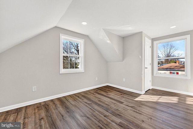 2415 MAPLE AVE, South Plainfield, NJ 07080