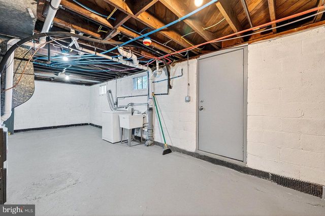 2415 MAPLE AVE, South Plainfield, NJ 07080