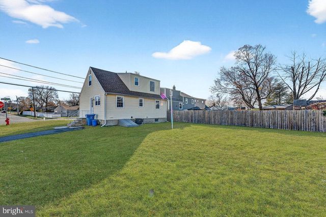 2415 MAPLE AVE, South Plainfield, NJ 07080