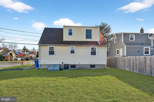 2415 MAPLE AVE, South Plainfield, NJ 07080