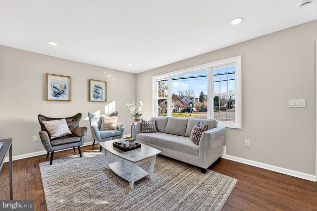 2415 MAPLE AVE, South Plainfield, NJ 07080