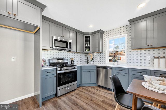 2415 MAPLE AVE, South Plainfield, NJ 07080