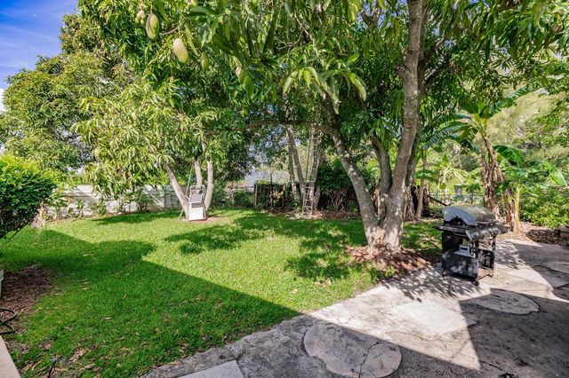4241 NE 1st Terrace, Pompano Beach, FL 33064