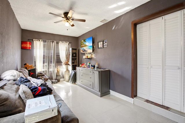 4241 NE 1st Terrace, Pompano Beach, FL 33064