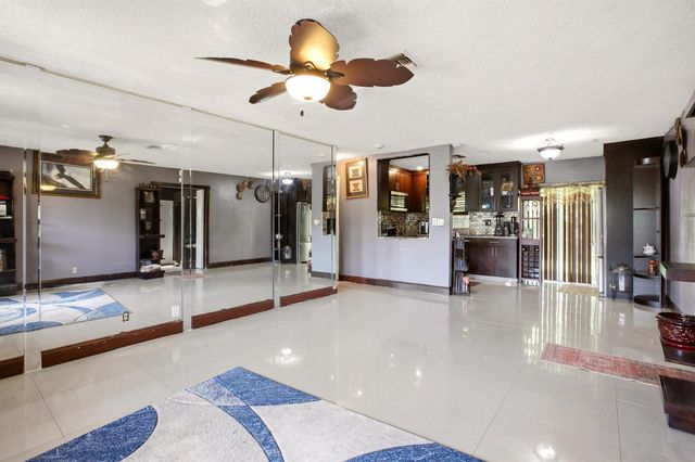 4241 NE 1st Terrace, Pompano Beach, FL 33064