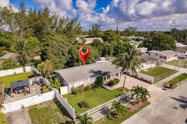 4241 NE 1st Terrace, Pompano Beach, FL 33064