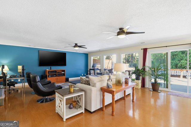 2 Landon Lane, Savannah, GA 31410