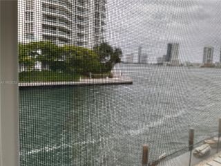 3745 NE 171st St 32, North Miami Beach, FL 33160