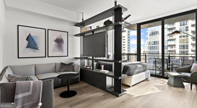 811 Peachtree Street NE 2903, Atlanta, GA 30308