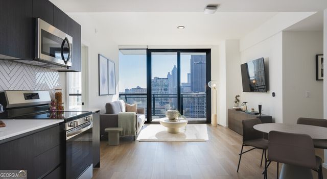 811 Peachtree Street NE 2903, Atlanta, GA 30308