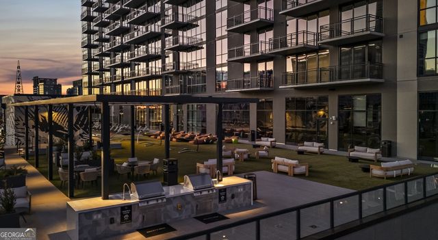 811 Peachtree Street NE 2903, Atlanta, GA 30308