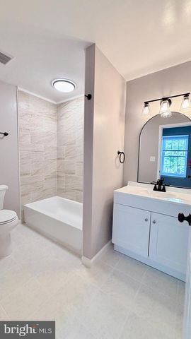 18674 WINDING CREEK PL, Germantown, MD 20874