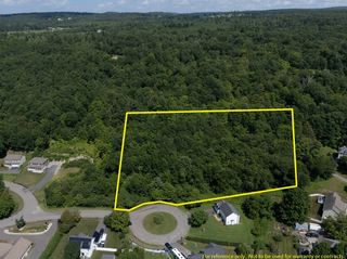 0 Mccray Cir, Monson, MA 01057