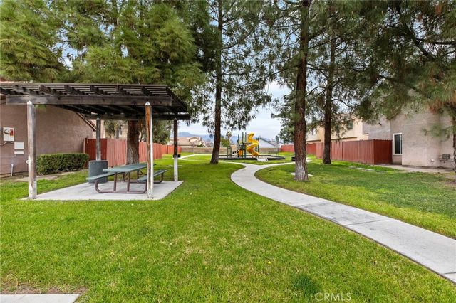 131 Mahogany, San Jacinto, CA 92582