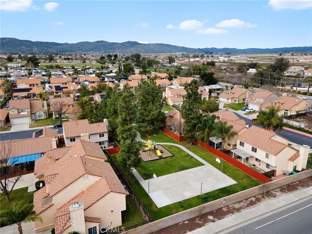 131 Mahogany, San Jacinto, CA 92582