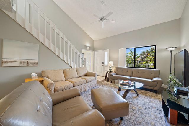 860 Bella Vista Court S 60, Jupiter, FL 33477