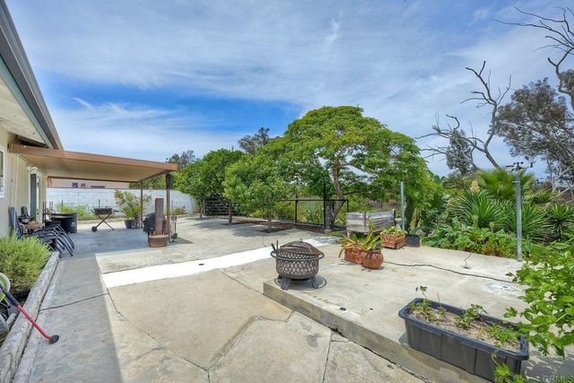 3124 Morningside Drive, Oceanside, CA 92056