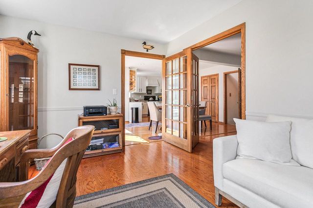 2115 Mount Vernon DRIVE, Waukesha, WI 53186