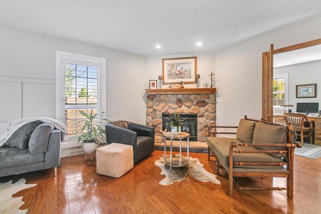 2115 Mount Vernon DRIVE, Waukesha, WI 53186