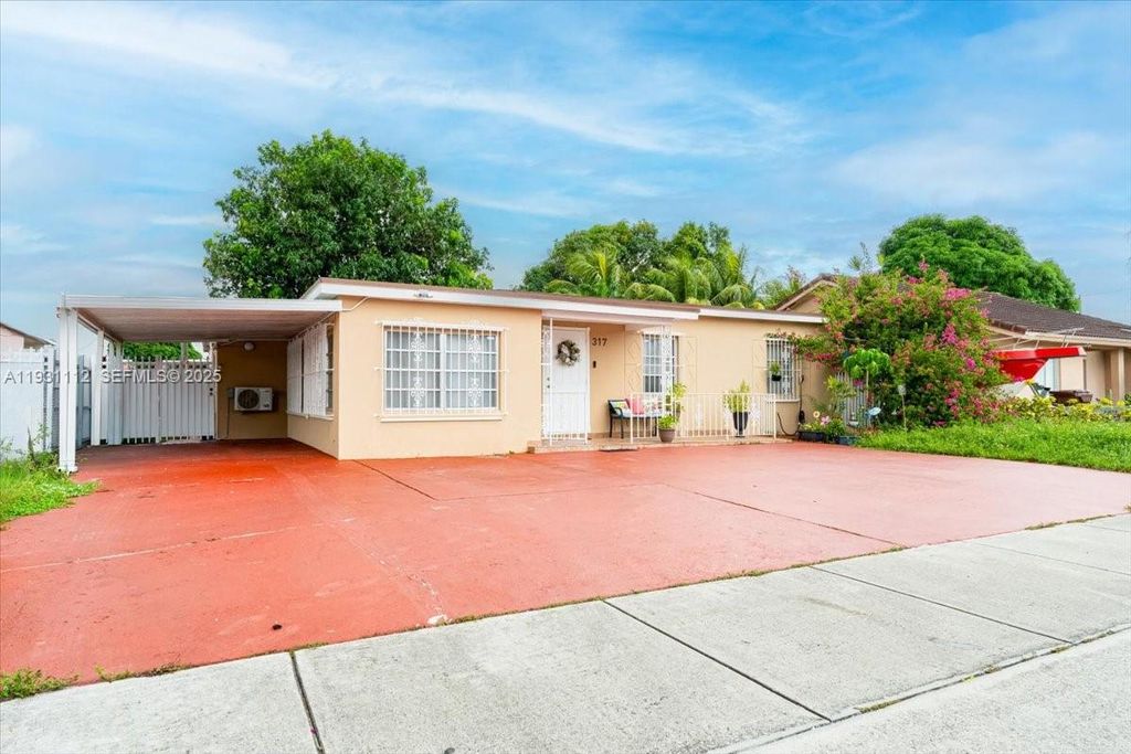 317 W 36th St 2, Hialeah, FL 33012