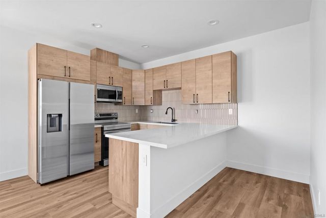 2141 Balboa Ave, San Diego, CA 92109