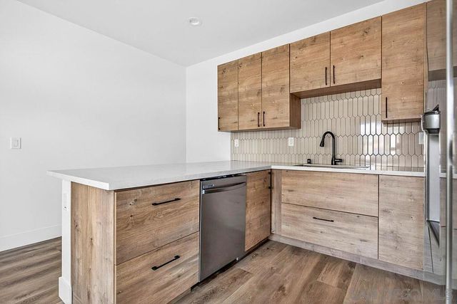 2141 Balboa Ave, San Diego, CA 92109