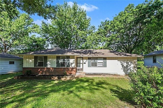 9318 Palmer Avenue, Kansas City, MO 64138