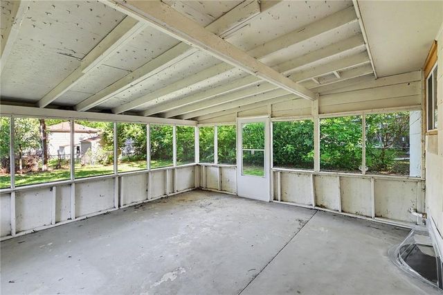 9318 Palmer Avenue, Kansas City, MO 64138