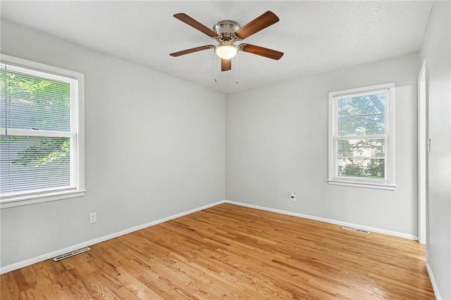 9318 Palmer Avenue, Kansas City, MO 64138