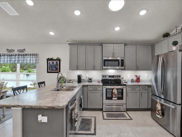 15648 SE 92ND AVENUE, Summerfield, FL 34491
