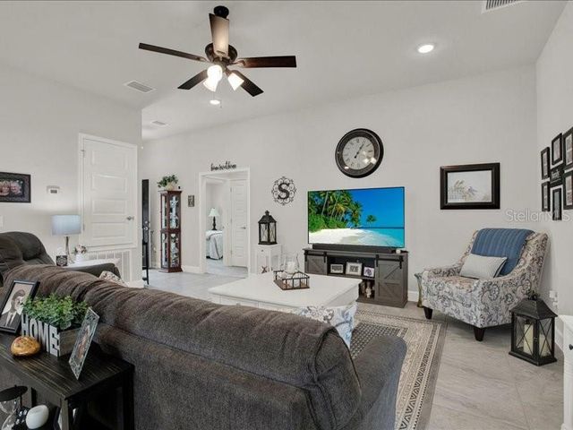 15648 SE 92ND AVENUE, Summerfield, FL 34491
