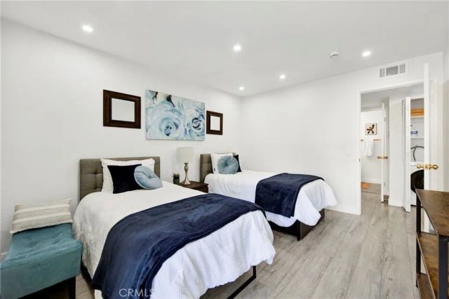 4040 Via Marisol 121, Los Angeles, CA 90042