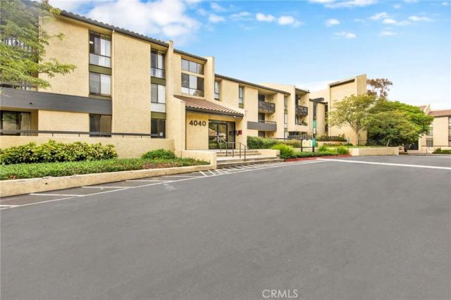 4040 Via Marisol 121, Los Angeles, CA 90042