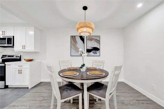 4040 Via Marisol 121, Los Angeles, CA 90042