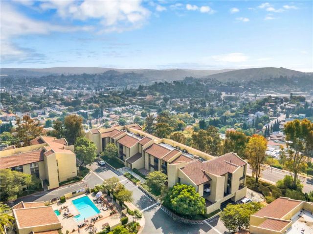 4040 Via Marisol 121, Los Angeles, CA 90042