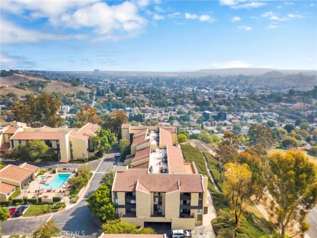 4040 Via Marisol 121, Los Angeles, CA 90042
