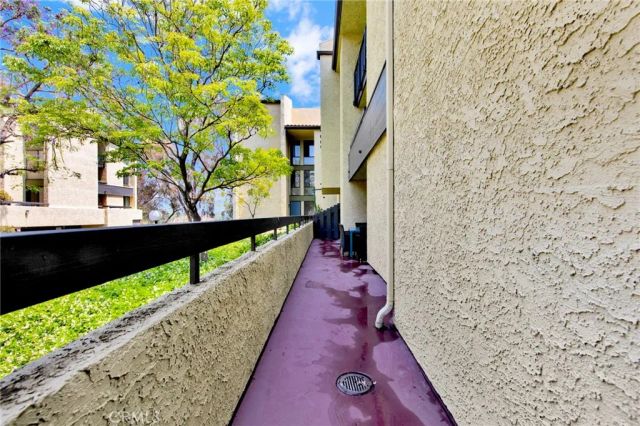 4040 Via Marisol 121, Los Angeles, CA 90042