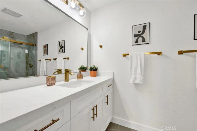 4040 Via Marisol 121, Los Angeles, CA 90042