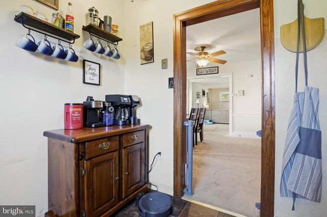 1204 QUEEN ST, Pottstown, PA 19464