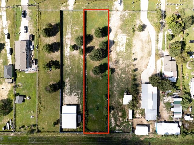 2012 County Road 3545, Cleveland, TX 77327