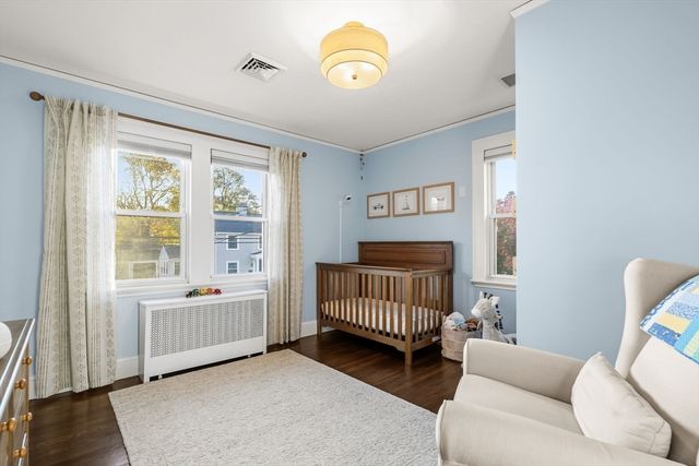 39 Park St, Milton, MA 02186