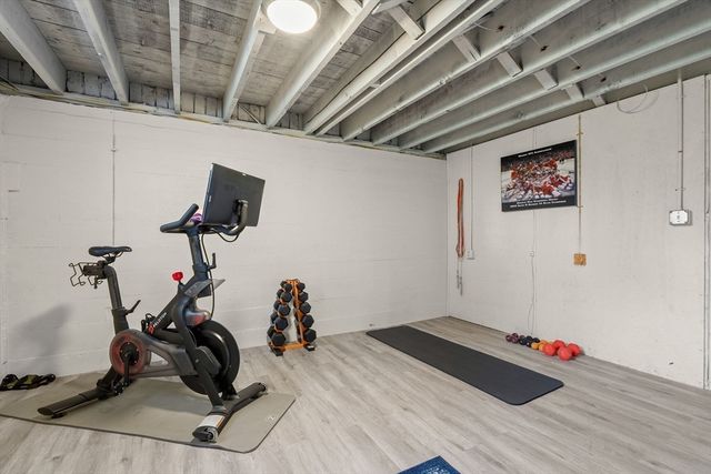 39 Park St, Milton, MA 02186