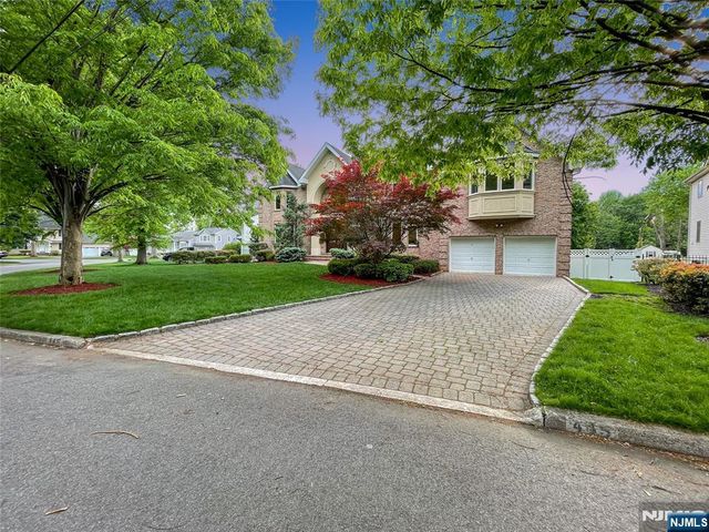 445 Nevada Street, Paramus, NJ 07652