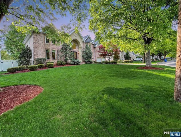 445 Nevada Street, Paramus, NJ 07652