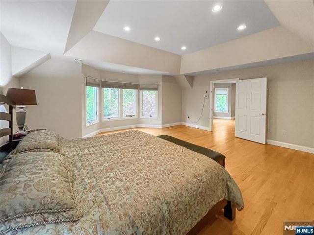 445 Nevada Street, Paramus, NJ 07652