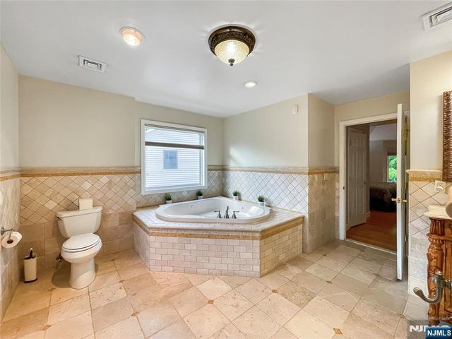 445 Nevada Street, Paramus, NJ 07652
