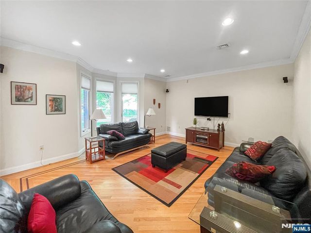 445 Nevada Street, Paramus, NJ 07652
