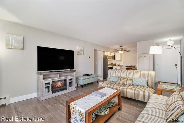 803 Plate Street 104, Rochester, MI 48307