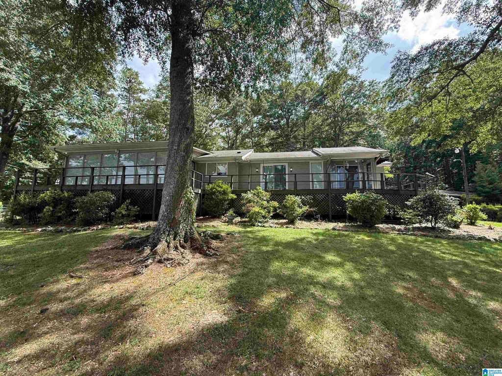 706 BERKLEY DRIVE, Pell City, AL 35128