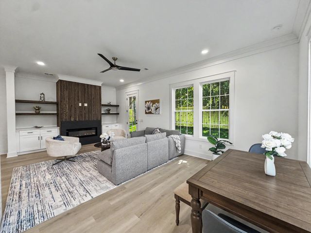 196 Challedon Drive, Summerville, SC 29485